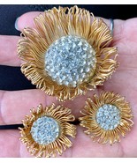 MCM Chrysanthemum Gold Wire Brooch &amp; Ears  Rhinestones 1950&#39;s Clipback VTG - $79.30