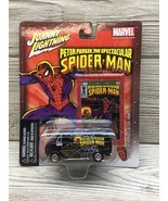 Johnny Lightning Marvel Spectacular Spider-Man 1977 Chevrolet G-20 Van - $935.17 MXN