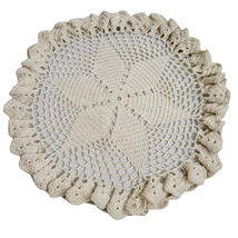 Crochet Round Doily Table Cover Ruffled Natural Cream 17 Inch Vintage - £21.98 GBP
