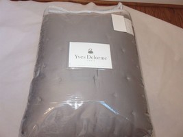 Yves Delorme Triomphe Platine King Quilted Coverlet bedcover NIP Grey - £375.97 GBP