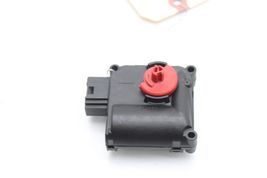 04-10 AUDI A8 L QUATTRO AIR FLAP MOTOR ACTUATOR Q7091 image 4