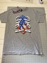 American Valor Patriotic Men Shirt Size Medium USA  Flag Viking Armor Gray - £17.88 GBP