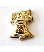 1976 Bicentennial Pin Liberty Bell 200 Years Gold Tone Vintage Lapel F6E - $379.94 MXN