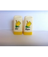 RETRO SALT &amp; PEPPER SHAKERS YELLOW FLOWER   UNUSED - £14.48 GBP