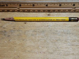Vintage American Pencil Co New York EDGELESS 765 No 2 Pencil - $16.82