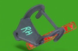 03-06 Mercedes R230 SL500 front bumper pasenger headlight washer cap mou... - €21,26 EUR
