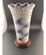 Andrea by Sadak Japan Blue and White Vase 8” Tall Floral Mum Design Beau... - £26.02 GBP