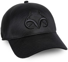Realtree Deerskull Embroidered Logo Black Cap with Seam Free Construction  - £18.37 GBP
