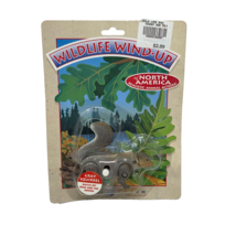VINTAGE CLUB EARTH WILDLIFE WIND UP GRAY SQUIRREL NORTH AMERICA NEW SEAL... - $9.50