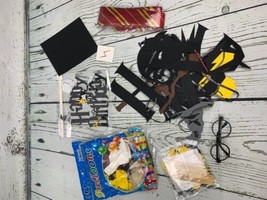 Wizard Glasses and Tattoos Cake and Cupcake Toppers Pre assembly - £18.67 GBP