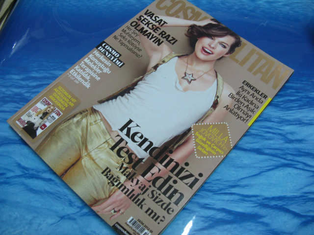 MILLA JOVOVICH cosmopolitan cover turkish magazine FREE SHIPPING WORLDWIDE  - $12.86