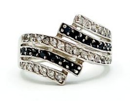 Sterling Silver Channel Set Black White Crystal Ring Size 6 - £22.15 GBP