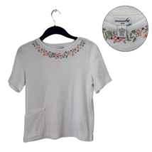 Breckenridge Petite White Tee P/M Floral Embroidered - $11.87