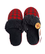 MUK LUKS Women&#39;s Red Plaid Knit Clog Slipper with Faux Fur Trim Size 7-8 - £14.78 GBP