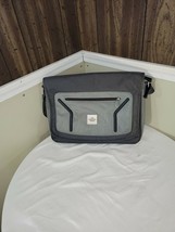 The Sharper Image Shoulder Strap Two-Tone Gray Laptop Messenger Bag 17&quot; Laptop. - £43.07 GBP