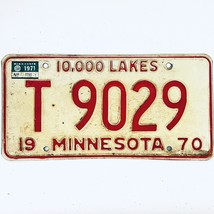 1971 United States Minnesota Lakes Truck License Plate T 9029 - $242.56 MXN