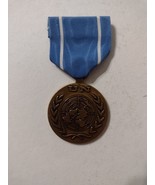 UNITED NATIONS SERVICE MEDAL FULL SIZE FROM PRIVATE COLLECTION CONSIGNMENT - $254.61 MXN