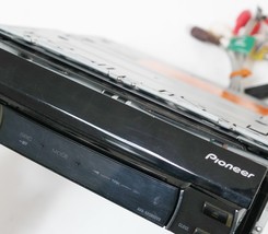 Pioneer AVH-X6500DVD Multimedia Car Receiver image 2