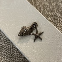 STARFISH &amp; SEA SHELL 925 Sterling Silver Charm Pendant  Vintage - $25.61 CAD