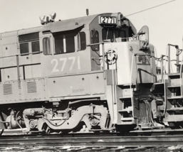 Louisville &amp; Nashville Railroad LN L&amp;N #2771 U23B Locomotive Photo Atlanta - £7.63 GBP