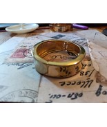 Gold bangle.  - $276.15 MXN