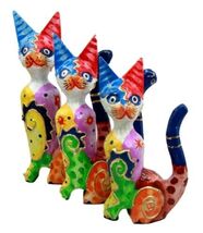 Balinese Wood Handicrafts Colorful Feline Cat Family Set of 3 Decor Figu... - $24.99