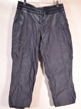 The North Face Womens Capri Pants Navy Blue M - $49.50