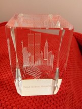 3D Laser Etched Glass New York City Skyline with Twin Towers Paperweight - £12.45 GBP