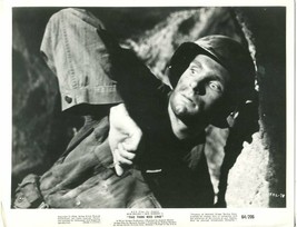 The Thin Red LINE-1964-8 X10 STILL-WAR-WWII-KEIR DULLEA-GUADALCANAL-vg - £17.44 GBP