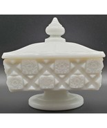 Westmoreland Old Quilt Square Milk Glass Covered Candy Dish - €20,67 EUR