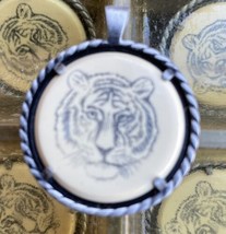 1x Vintage -  Avon -  Tiger Pendant Necklace No Chain - &quot;1979&quot; In Stock - €15,59 EUR