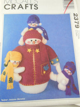 McCalls Pattern 2379 Crafts Dad&#39;s Day Off Snowman &amp; Snowkids Fleece Uncu... - $103.80 MXN
