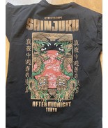 Men&#39;s Small Black T Shirt Streetscape Shinjuku After Midnight Tokyo Edition - £11.89 GBP