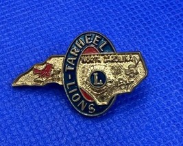 Lions Club Pin Vintage Lapel North Carolina Tarheel Gold Blue Red - £15.65 GBP