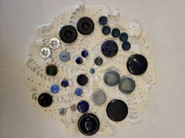 Lot Of Vintage BLUE-toned Random 1940,1950s Crafting Buttons Diff Material/Shape - £6.39 GBP