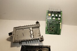 GM Chevy Saturn Bose Radio Stereo Amp Amplifier 25811051 image 7