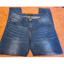Diverso Mom Jeans Women&#39;s Size 14W Blue Denim Regular Fit 5-Pockets (AF) - £17.40 GBP