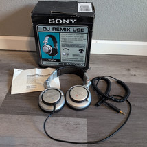 Sony MDR-V700 DJ Stereo Headphones Folding Swivel Tested Working w/ Box - £106.66 GBP