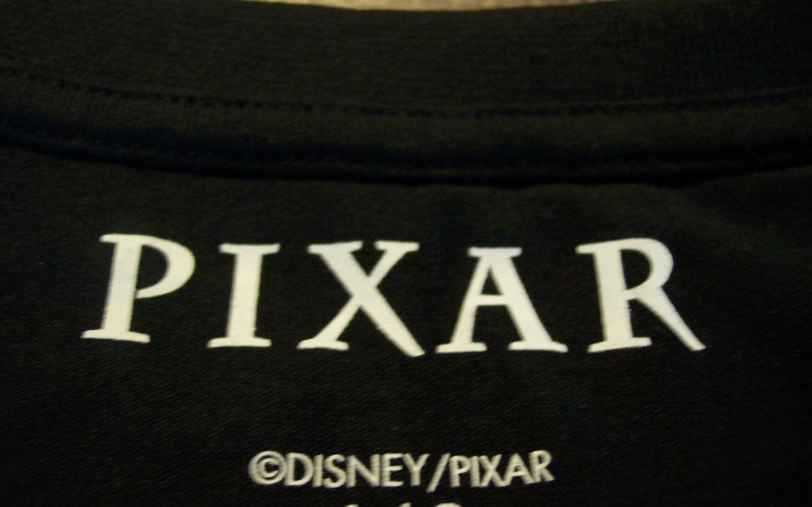 Walt Disney Pixar RATATOUILLE Remy Little Chef T-shirt MENS LARGE NEW w/ TAG Item image 5