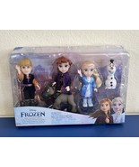 Disney Frozen Petite Adventure Dolls Gift Set  - BRAND NEW - $728.05 MXN