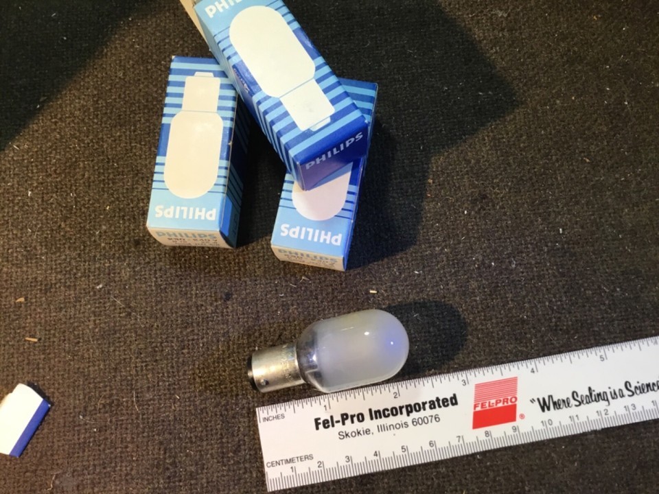 (2) Philips 7647 25-Watt Specialty Lamp Light Bulb 230/240V 25W BA15d Ba... - $4.88