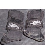 Gently Used Rollerblade® Protective Wrist Pads - VGC - NICE USED PADS - £13.44 GBP