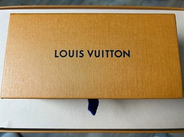 Louis Vuitton Orange Box 7&quot; x3.75&quot;x2.75&quot; Empty Box - $378.90 MXN