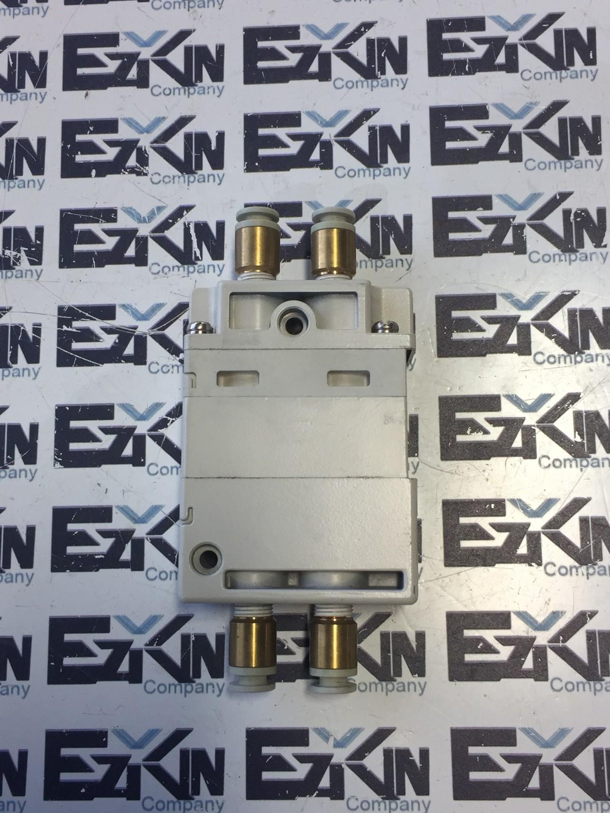 SMC VQ2000-FPG Pneumatic Dual Check Valve  - $15.90