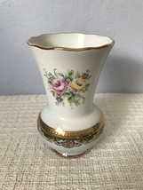 Vintage Porcelaine Imperia Limoges-France 22k Gold White Vase - $28.00