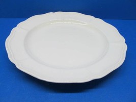 Wedgwood Of Etruria And Barlaston Queens Shape 8 1/4&quot; Salad Plate  - £22.78 GBP