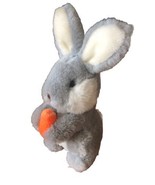 Vtg GUND 1983 Easter Bunny Rabbit Plush Holding Carrot 8 “ Tall Gray - $158.13 MXN
