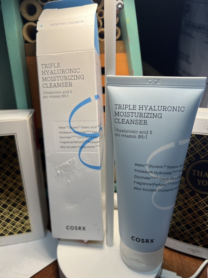 COSRX Hydrium Triple Hyaluronic Moisturizing Cleanser 150ml exp 2026