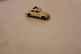 HO Scale Praline, 1960s Volkswagen Bug Automobile, White (A5) - $25.00