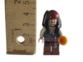 LEGO Pirates Of The Carribean Minifigure Captain Jack Sparrow Cup 4183 4... - £7.77 GBP